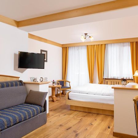 Hotel Pareda Canazei Zewnętrze zdjęcie